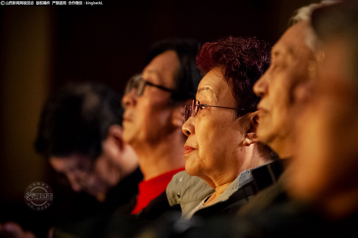      晋剧表演艺术常采用口传心授的方式传承，怎么能用现代化多媒体的形式保存，一直是王爱爱心中的夙愿。
