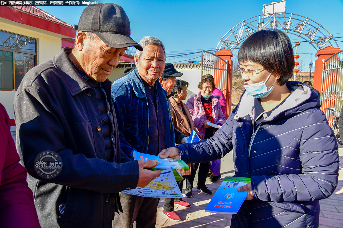      文水县多方联动关爱残疾人和老人送温暖活动，解决了他们出行问题，提高了他们的生活自理能力，更好地融入社会。