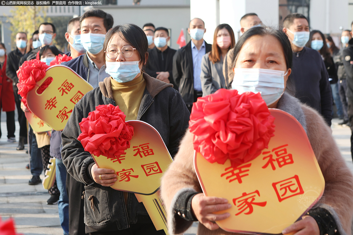      一年过后，在全省灾后重建工作按下“加速度”，跑出力度、速度和温度的同时，孝义市灾后重建安置房项目按时建成交付。