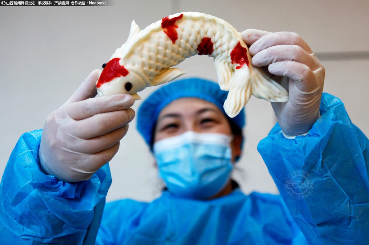      襄汾花馍作为过节、仪礼、岁时等民俗生活中的馈赠、祭祀、喜庆、装饰的信物或标志，是一种由风俗习惯久而积淀成的极有代表性的地方文化。