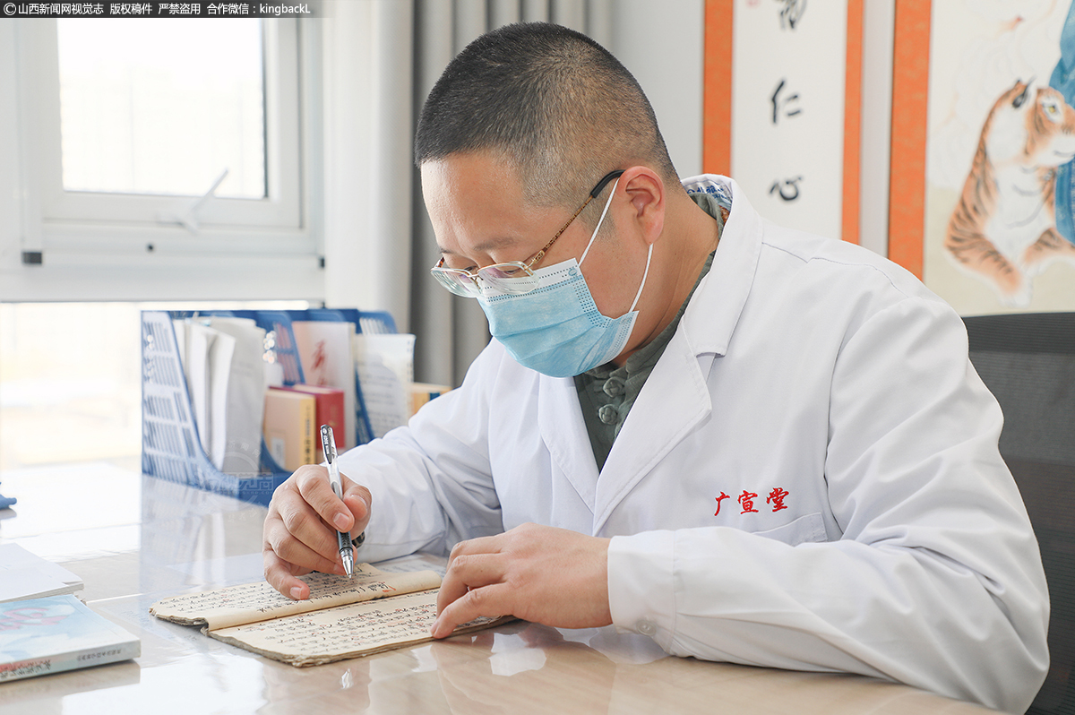      正所谓医学没有止境，选择了学医就选择了终身学习。孙江不断利用业余时间充电学习，在学习中不断为患者解除病痛。