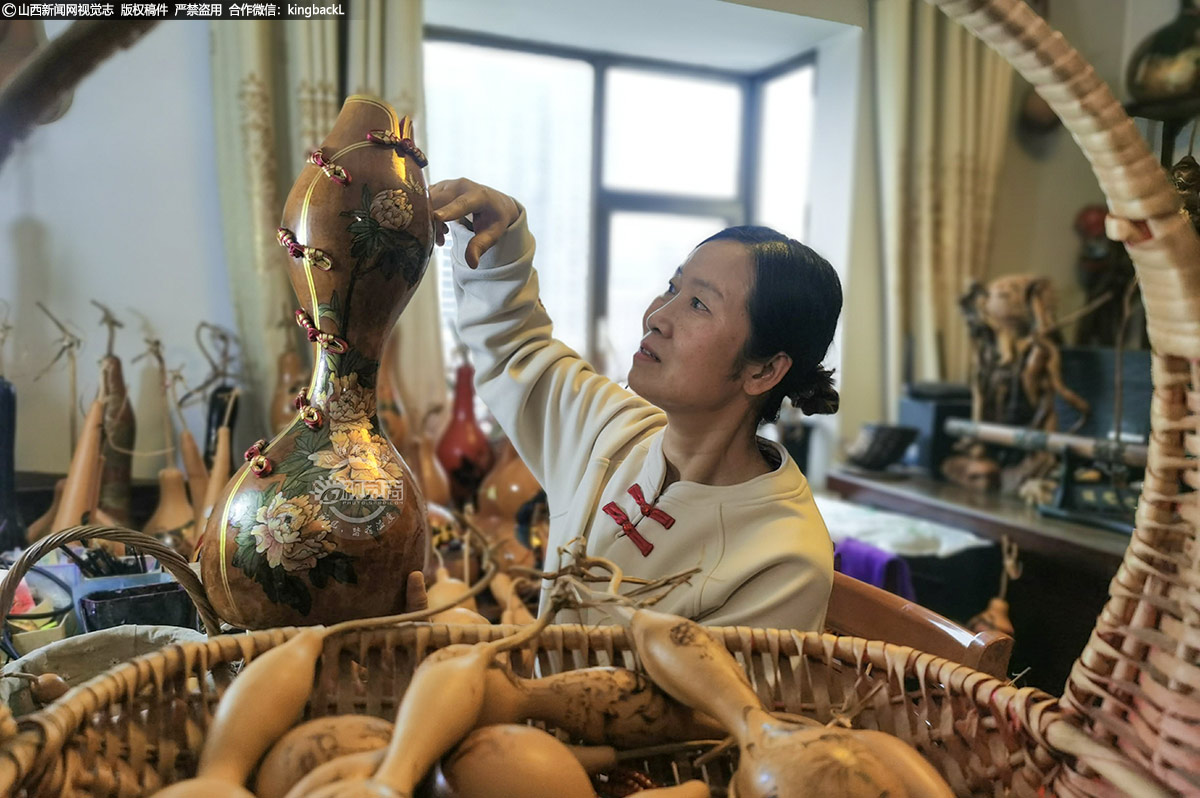      他们希望通过自己的努力，让更多的人了解并喜爱葫芦画艺术，共同传承和弘扬中华优秀传统文化。