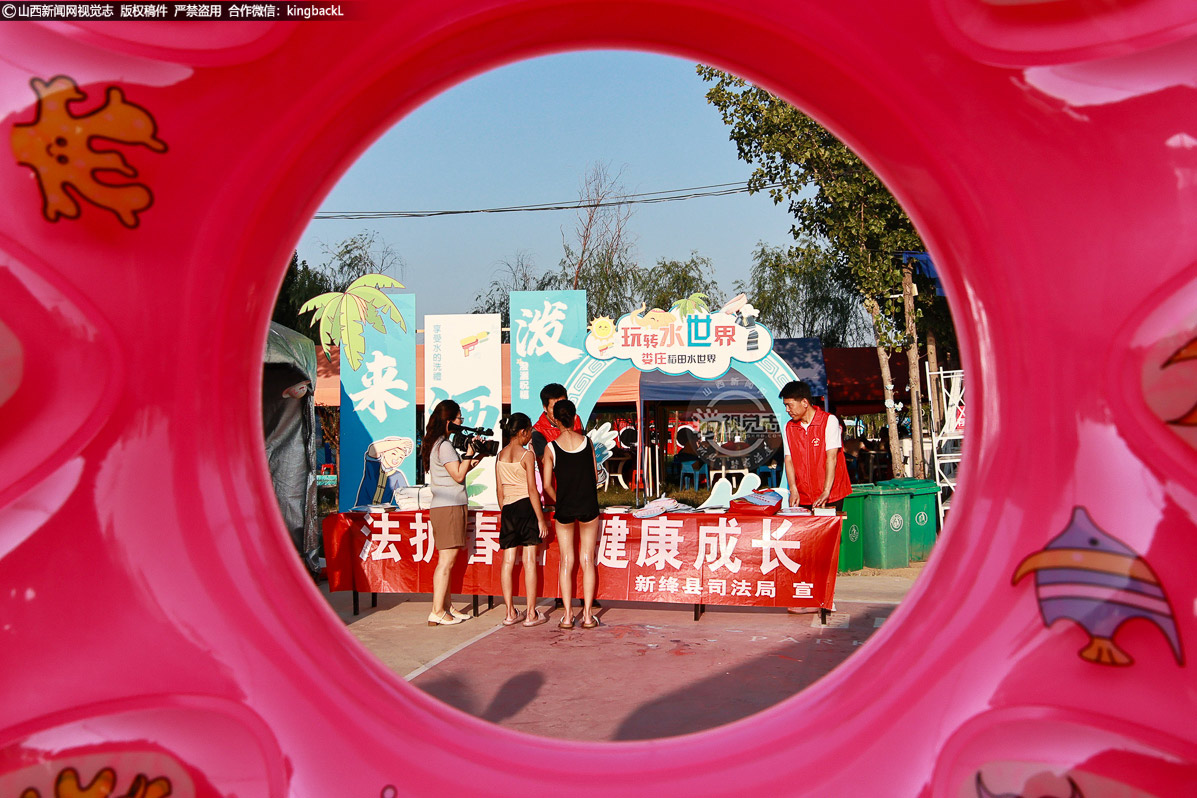      此次普法活动，将法律知识送到了孩子们的身边、家长们的心间，让大家在轻松愉快的氛围中接受法治教育。